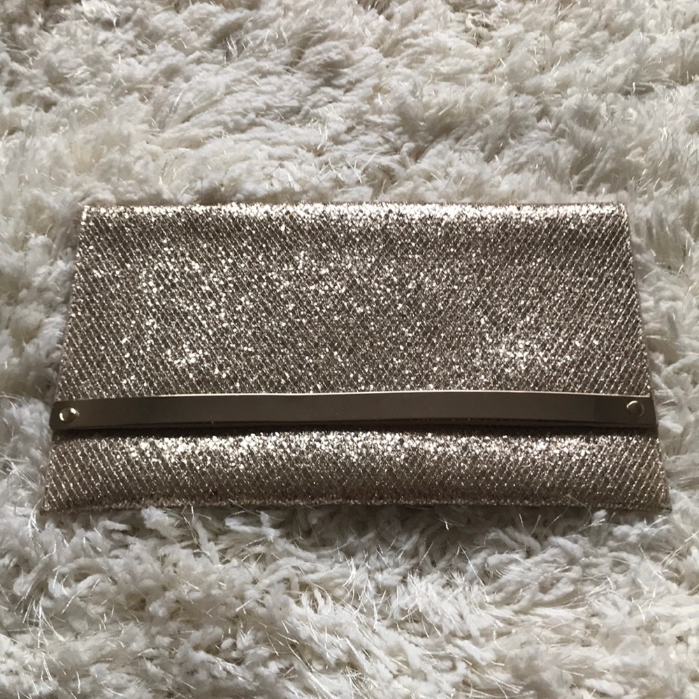 Gold clutch
